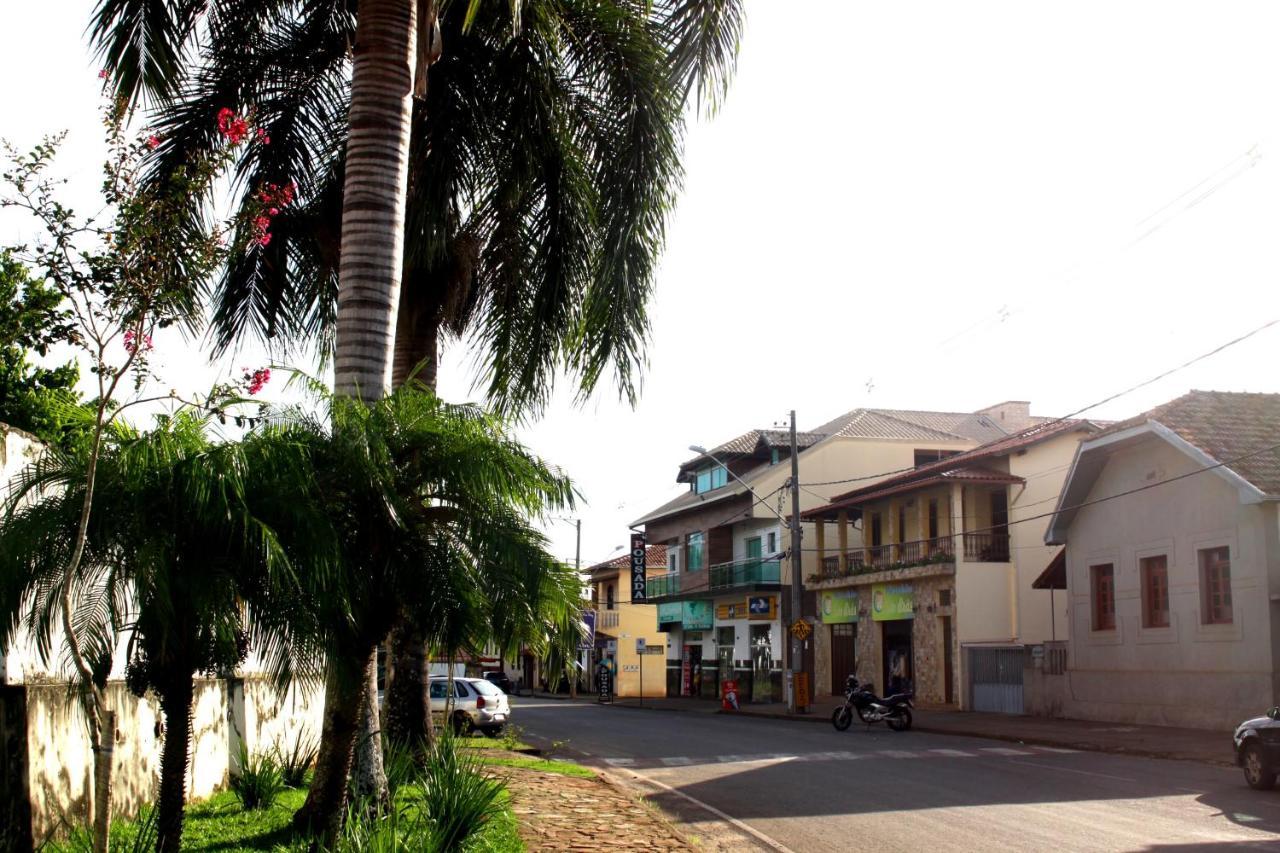 Pousada Alves São Brás do Suaçuí Bagian luar foto